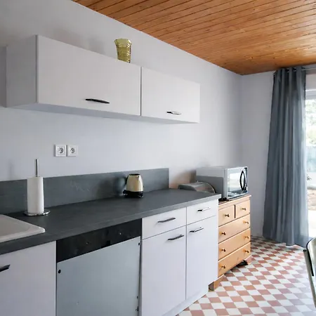 Ferienhaus Maison Renovee Proche Plage, Jardin Clos, Terrasse Et Parking Prive - Fr-1-22-353